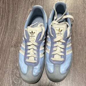 Adidas Light Blue and Cream Sneakers Ribbon